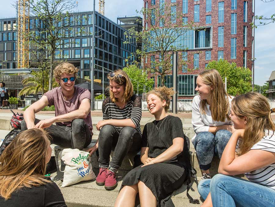 VU-background-image-1